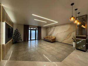 Центральна (с. Крупа, Луцкий район) - Продається будинок, 225000 $ - АФНУ